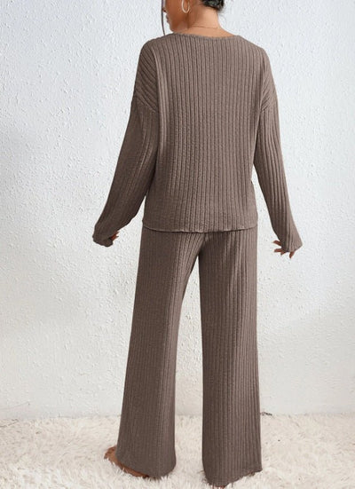 Avery™ | Women’s Ribbed Lounge Set with V-Neck & Wide Leg
