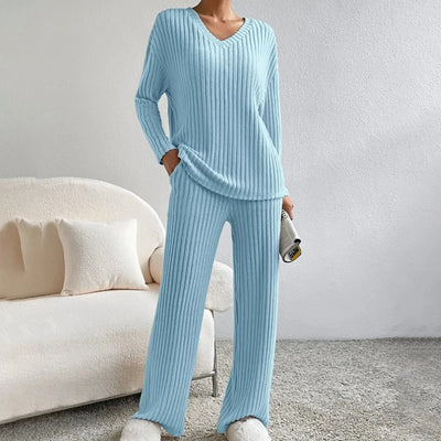 Avery™ | Women’s Ribbed Lounge Set with V-Neck & Wide Leg